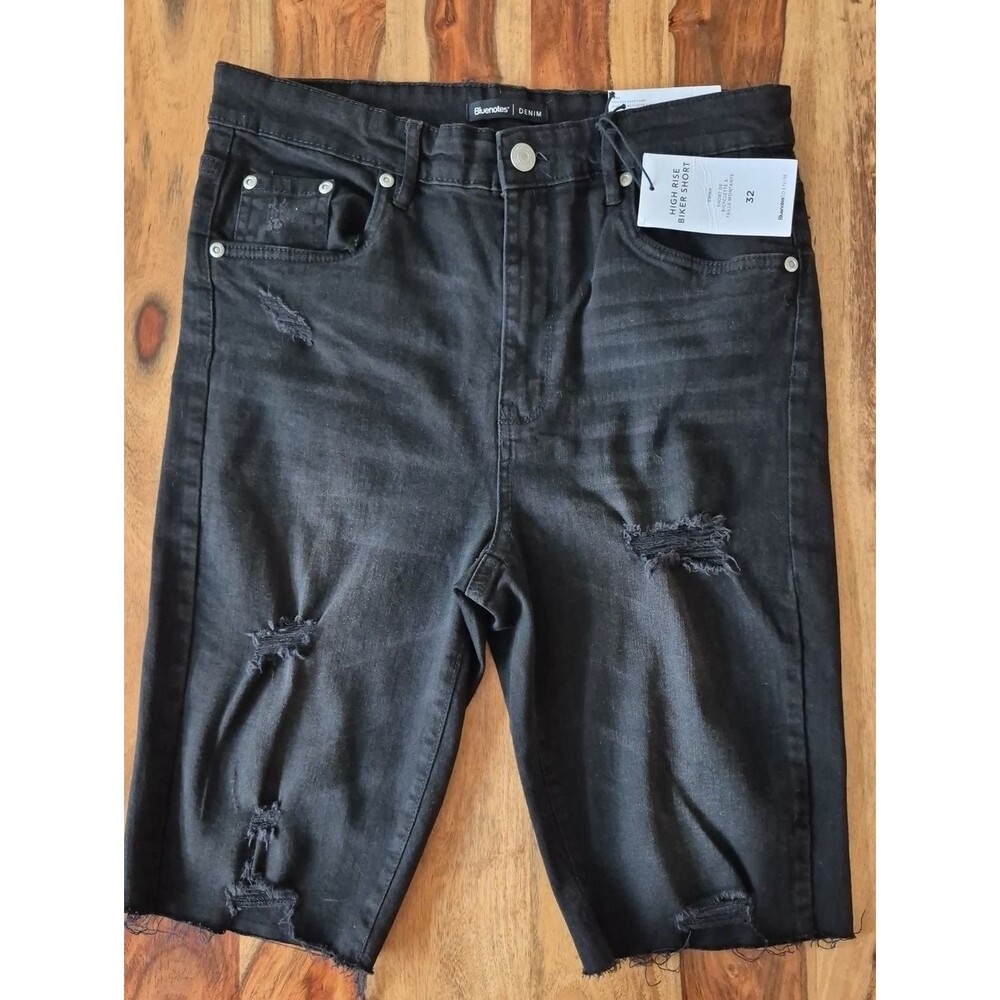 Bluenotes- Emma- High Rise Biker Distress stretch Shorts Sz